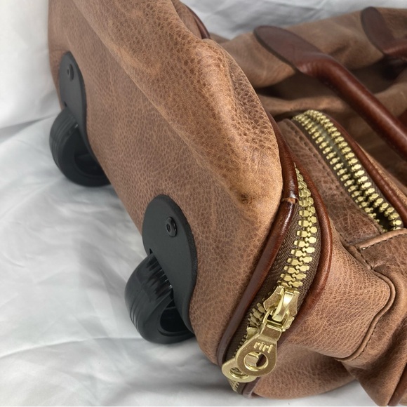 Tangaroa Terrida leather wheel luggage - Picture 7 of 12